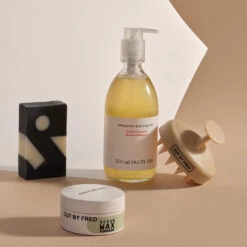 Stimulating Scalp Brush Brosse Stimulante Cuir Chevelu -Meilleur Cosmétiques Magasin 02 22 CutbyFred Stim Brush Encart Inspi2 TINY