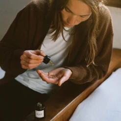 Repair Night Serum Sérum De Nuit Réparateur Rowse -Meilleur Cosmétiques Magasin 02 22 Encart Inspi Repair Serum ROWSE