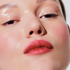 Rouge à Lèvres Semi Mat -Meilleur Cosmétiques Magasin 4Ral Carre