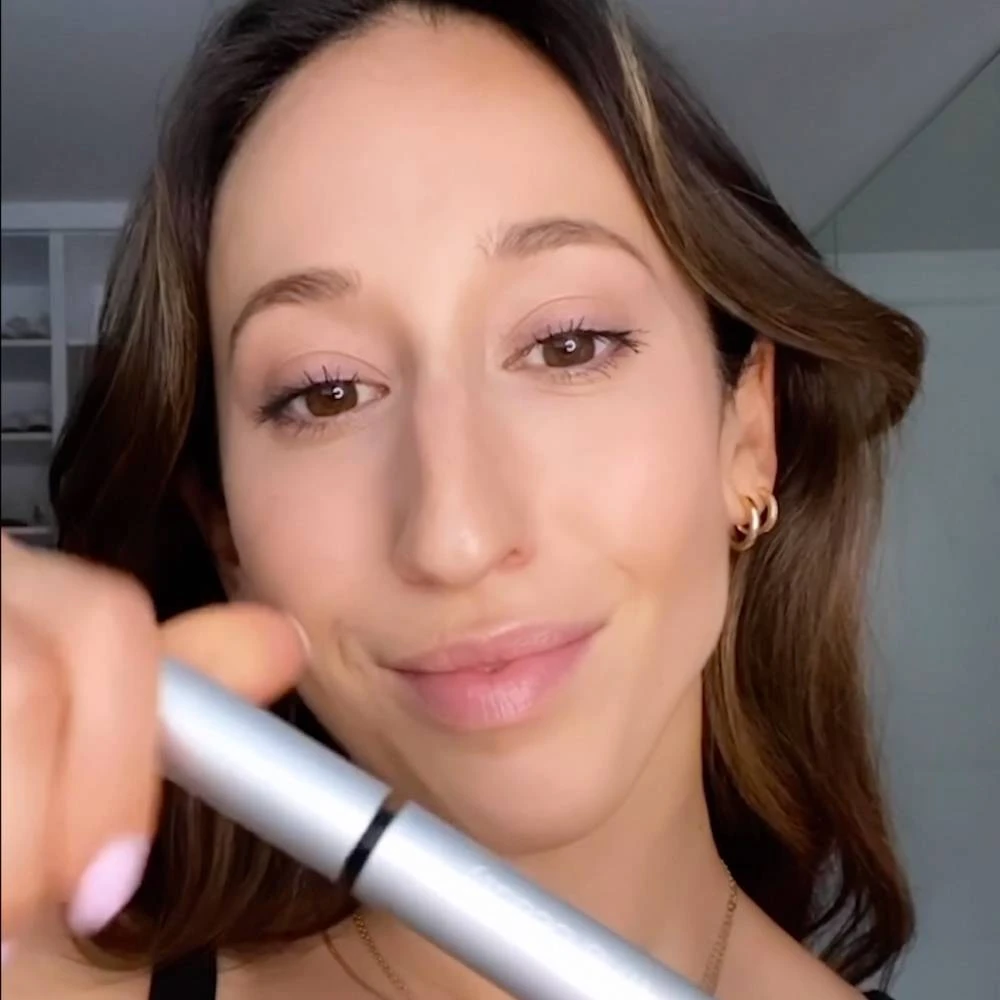 RMS Beauty Straight Up Volumizing Peptide Mascara 4 RMS Beauty Straight Up Volumizing Peptide Mascara – Image 2