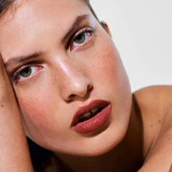 Le Velours Crème à Lèvres -Meilleur Cosmétiques Magasin 5Velours Carre