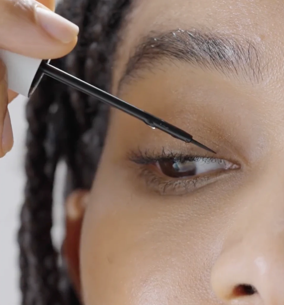 Lash & Brow Sérum Fortifiant Cils Et Sourcils 6 Lash & Brow Sérum Fortifiant Cils Et Sourcils – Image 4