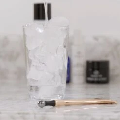 Cryo-Tech Outil Multifonctions Rafraîchissant -Meilleur Cosmétiques Magasin icone video